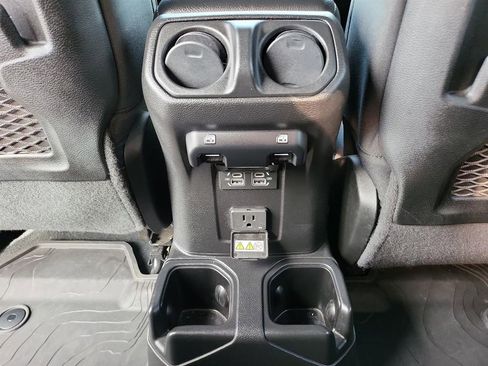 Used 2022 Jeep Gladiator Mojave w/ Trailer Tow Package image 13