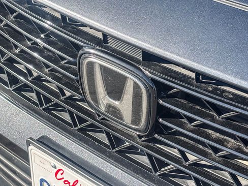 Used 2023 Honda Accord EX image 10