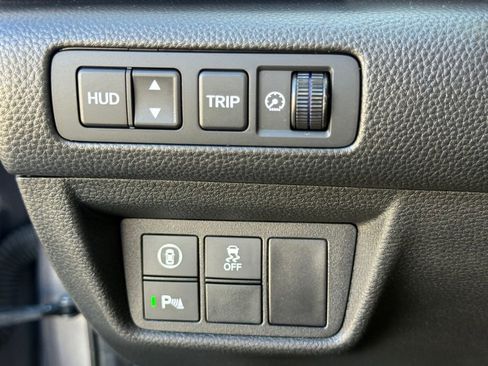 Used 2021 Honda Accord Touring image 25