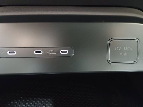 New 2026 Hyundai Ioniq 9 SE AWD/4WD image 24