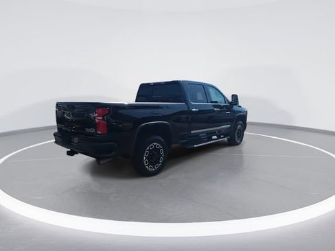Used 2024 Chevrolet Silverado 2500 High Country w/ High Country Premium Package AWD/4WD image 4