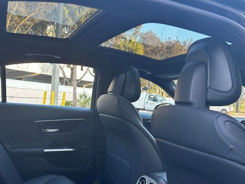 Used 2025 Mercedes-Benz C 300 Sedan image 36