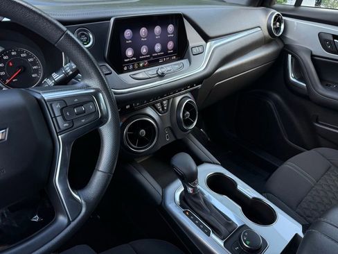 Used 2022 Chevrolet Blazer LT image 38