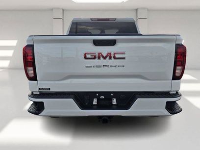 New 2026 GMC Sierra 1500 Pro w/ Graphite Edition