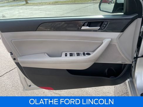 Used 2018 Hyundai Sonata Limited w/ Limited Ultimate Package 03 image 20