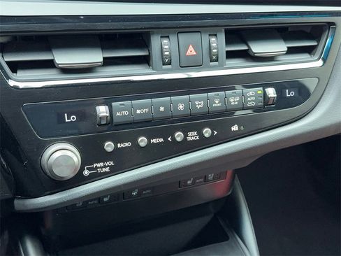 Used 2023 Lexus ES 350 F Sport image 24