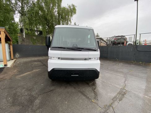 Used 2023 Chevrolet Brightdrop 600 w/ Active Safety Package 2 AWD/4WD image 9