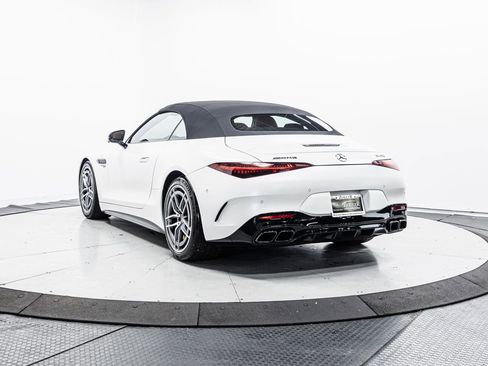 Certified 2022 Mercedes-Benz SL 55 AMG 4MATIC w/ Driver Assistance Package image 31