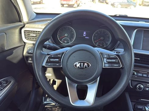 Used 2019 Kia Optima LX image 29