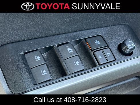 Certified 2021 Toyota Tacoma SR5 RWD image 18