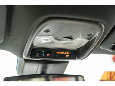 Used 2023 Chevrolet Colorado W/T w/ WT Convenience Package RWD image 18