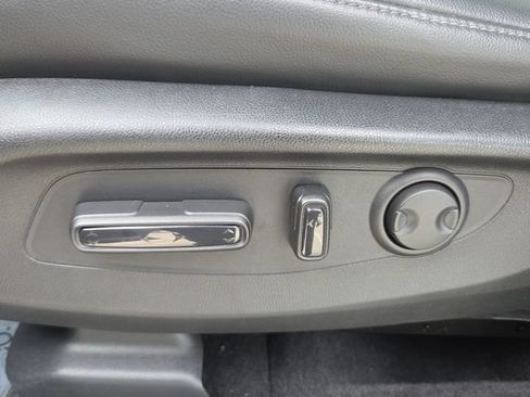 Used 2023 Honda CR-V EX-L image 12