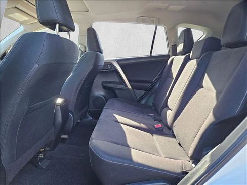 Used 2013 Toyota RAV4 XLE FWD image 17