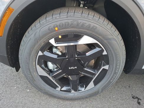 New 2026 Kia Sportage S image 4