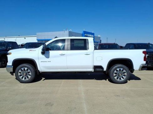 New 2026 Chevrolet Silverado 2500 LT w/ All Star Edition AWD/4WD image 2