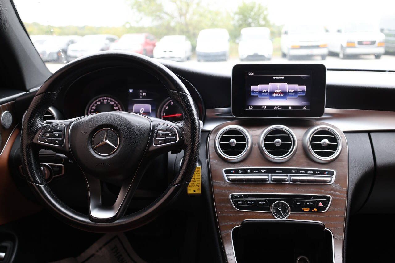 Used 2017 Mercedes-Benz C 300 4MATIC Coupe image 21