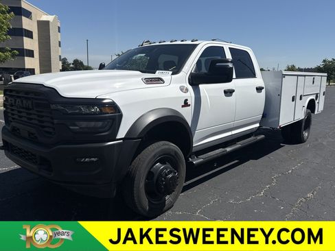 New 2026 RAM 5500 Tradesman AWD/4WD image 4