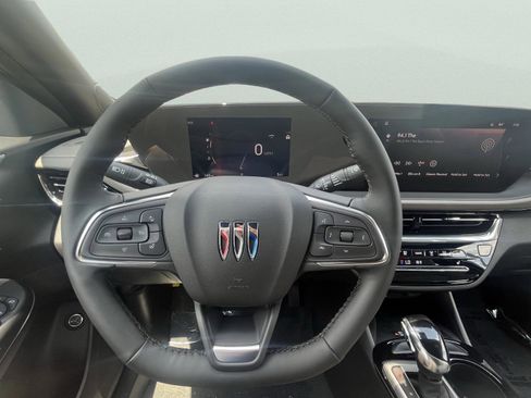 New 2026 Buick Envista Avenir FWD image 23