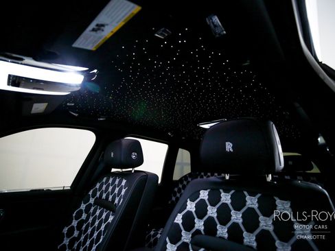 New 2026 Rolls-Royce Cullinan image 11