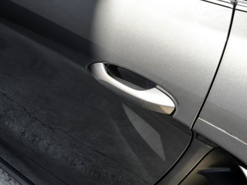 Used 2019 Porsche 718 Cayman S RWD image 43