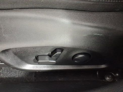 Used 2024 Jeep Compass Limited image 13