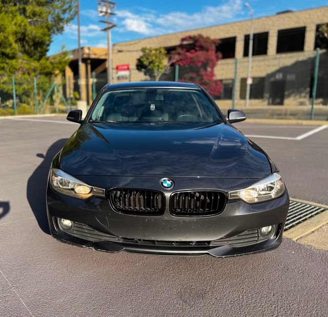 Used 2014 BMW 320i Sedan RWD image 23