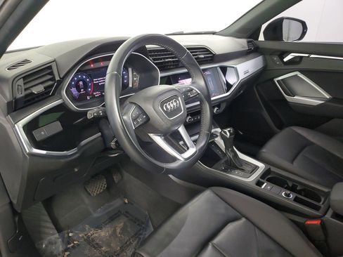 Used 2020 Audi Q3 2.0T Premium w/ Convenience Package image 27