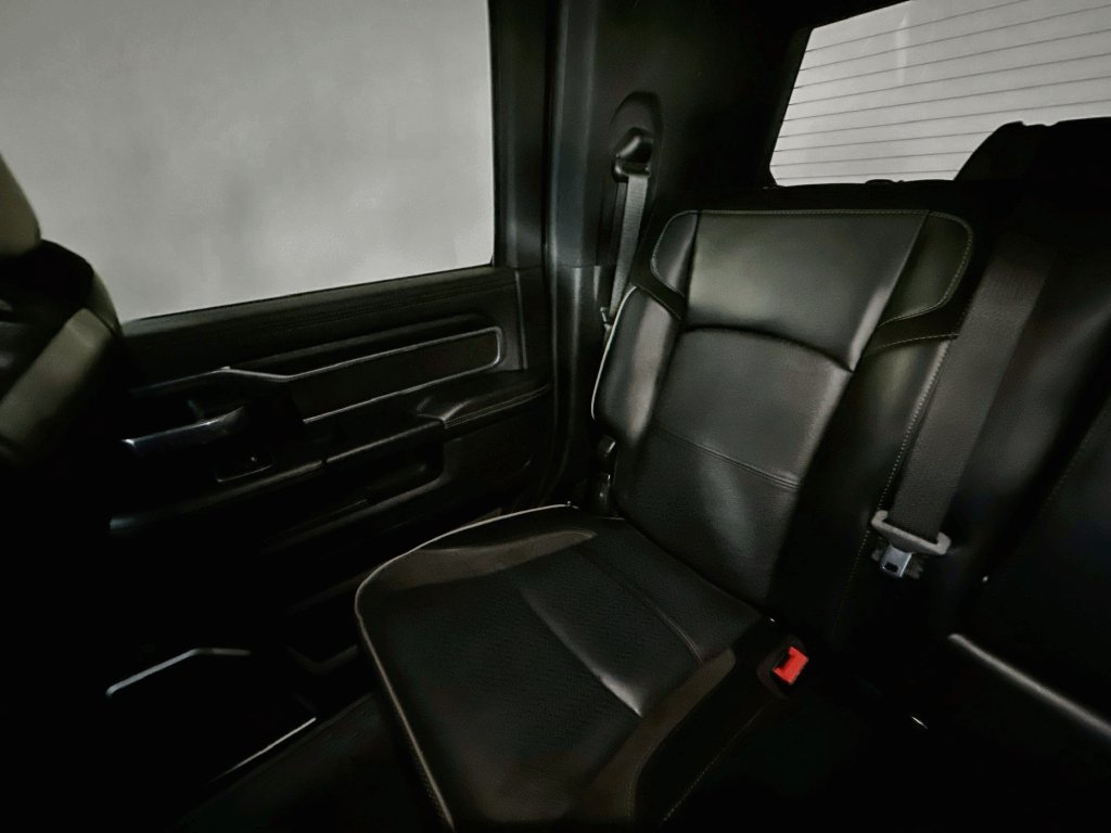 Used 2023 RAM 2500 Laramie AWD/4WD image 12