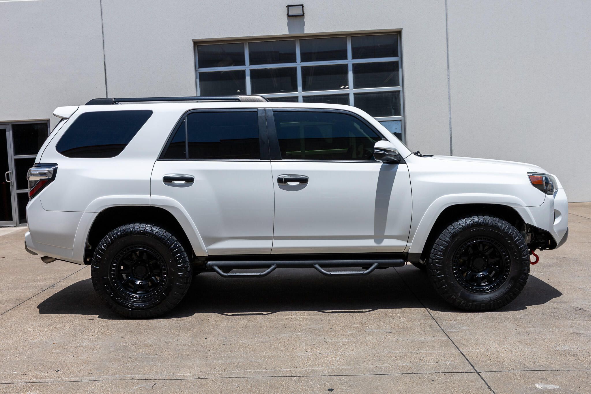 Used 2020 Toyota 4Runner TRD Off-Road Premium w/ Moonroof Package AWD/4WD image 10
