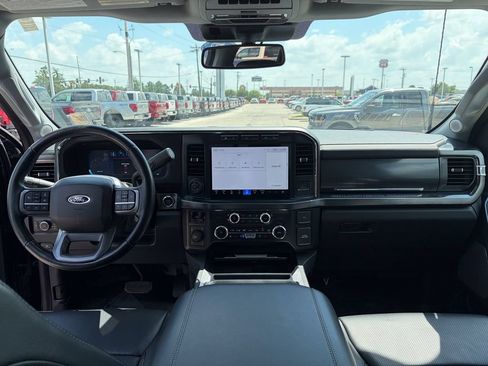 Certified 2024 Ford F250 Lariat w/ Lariat Ultimate Package AWD/4WD image 29