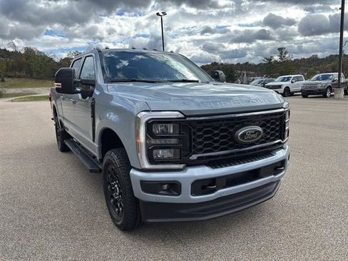 New 2026 Ford F350 Lariat w/ Black Appearance Package image 6