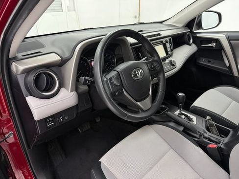 Used 2018 Toyota RAV4 XLE w/ Plus Extra Value Package FWD image 8