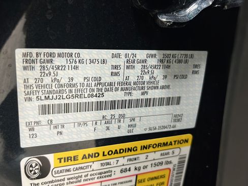 Used 2024 Lincoln Navigator Reserve AWD/4WD image 30