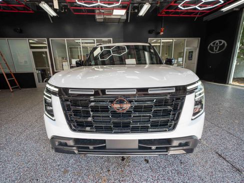 Used 2026 Nissan Armada PRO-4X AWD/4WD image 6