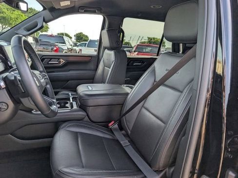 Certified 2025 GMC Yukon Denali AWD/4WD image 24