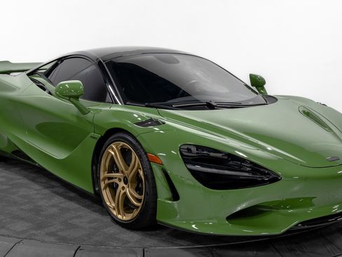 Used 2025 McLaren 750S Spider image 25