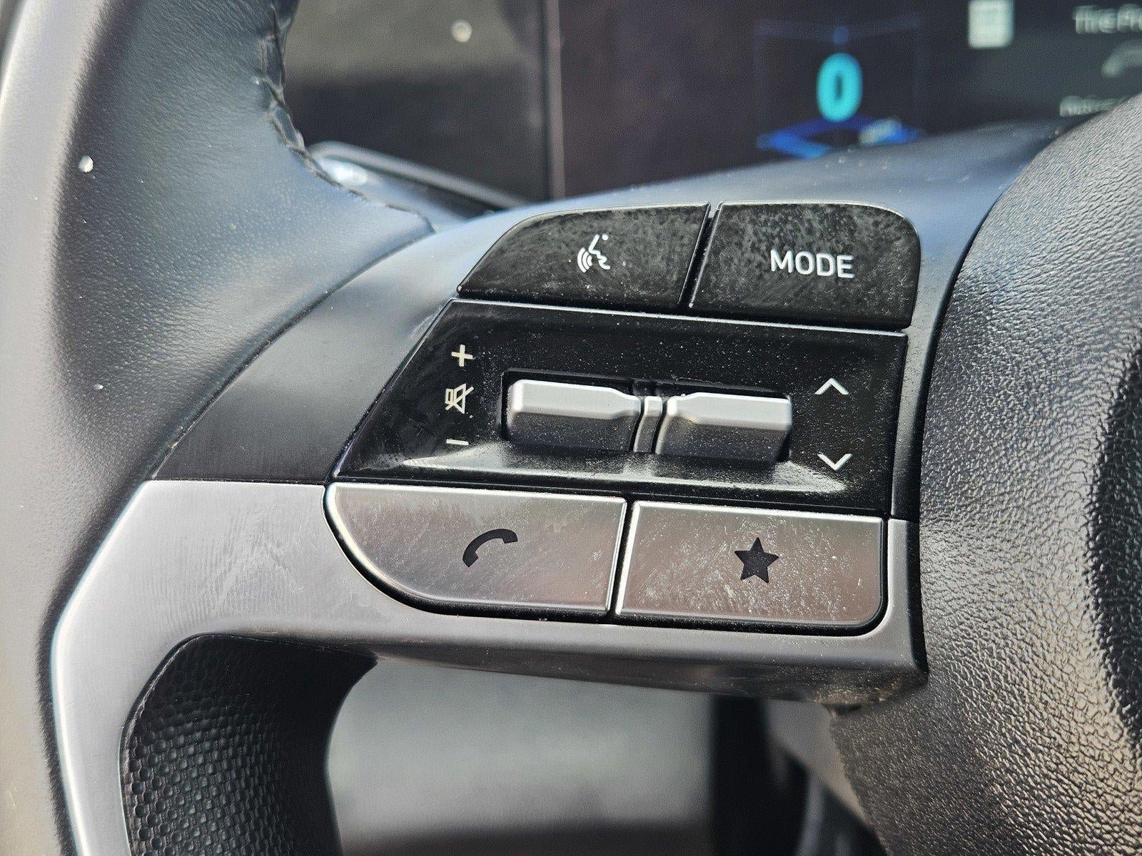 Used 2024 Hyundai Elantra SEL w/ Convenience Package FWD image 14