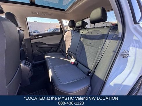 Certified 2023 Volkswagen Taos SE w/ Panoramic Sunroof Package FWD image 13