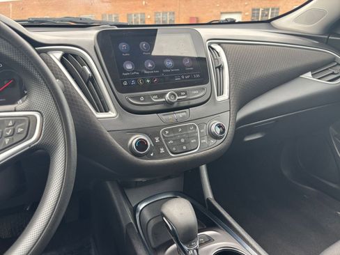 Used 2023 Chevrolet Malibu LT w/ Driver Confidence Package FWD image 17