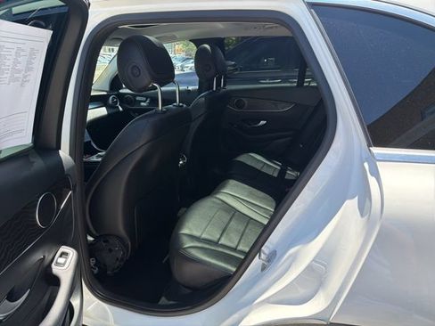 Used 2017 Mercedes-Benz GLC 300 4MATIC image 22