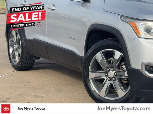 Used 2017 GMC Acadia SLT image 7