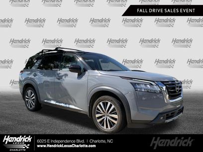Used 2022 Nissan Pathfinder Platinum w/ Cargo Package