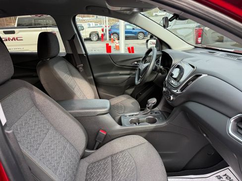 Used 2023 Chevrolet Equinox LT AWD/4WD image 21
