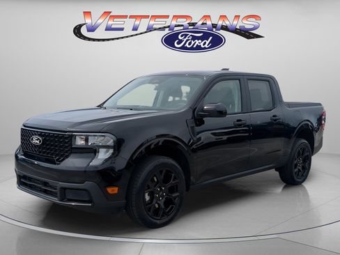 New 2025 Ford Maverick XLT w/ XLT Luxury Package AWD/4WD image 1