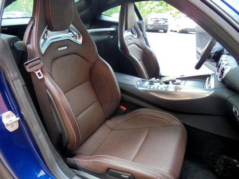 Used 2018 Mercedes-Benz AMG GT S image 12