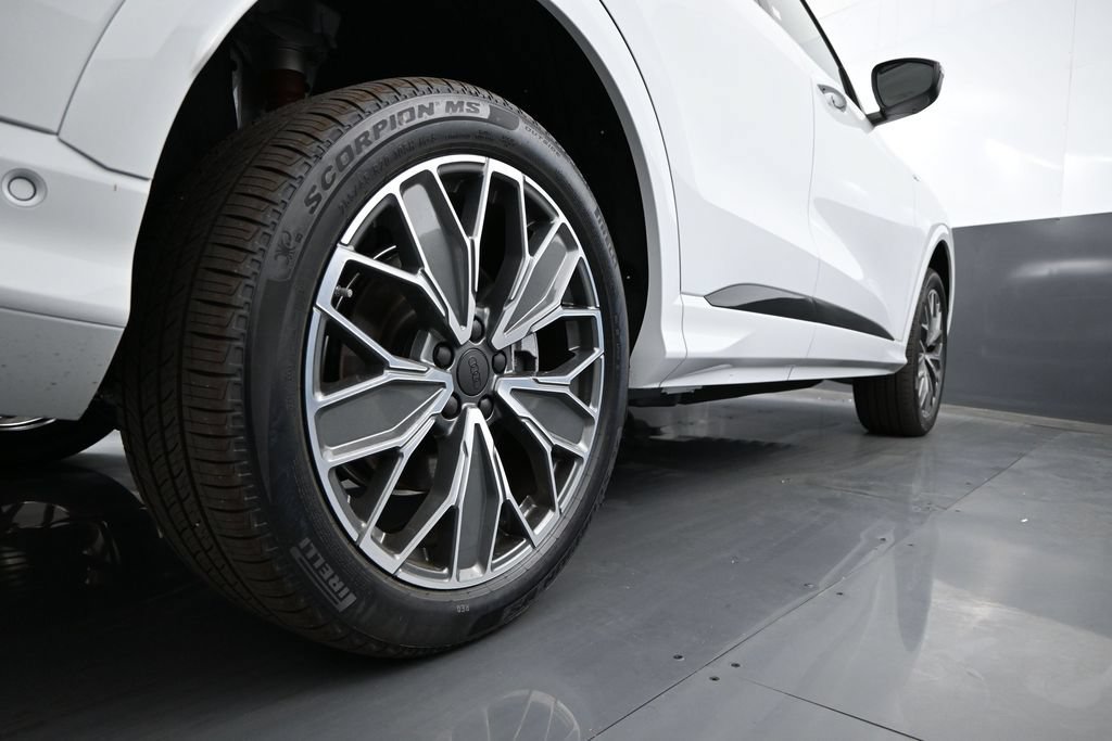 New 2026 Audi Q5 Premium Plus AWD/4WD image 19