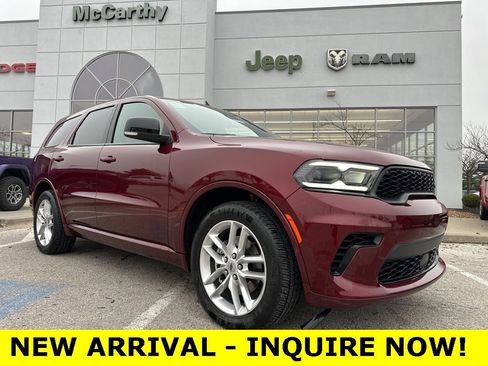 Used 2024 Dodge Durango GT image 1