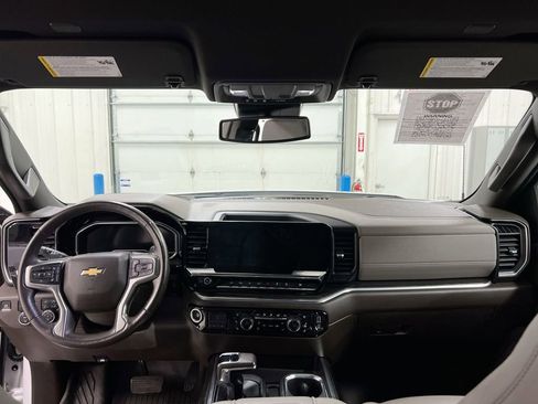 Used 2022 Chevrolet Silverado 1500 LTZ image 10