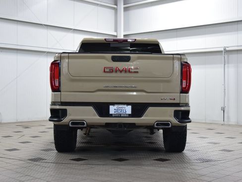 Used 2023 GMC Sierra 1500 AT4 w/ AT4 Premium Package AWD/4WD image 7