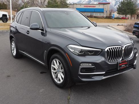 Used 2019 BMW X5 xDrive40i w/ Convenience Package AWD/4WD image 3